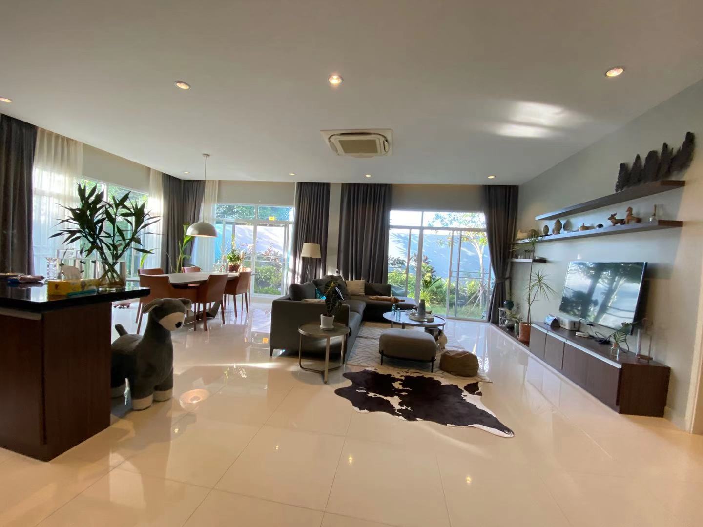 Pattaya House for Sale at loss Bangkok Rental
